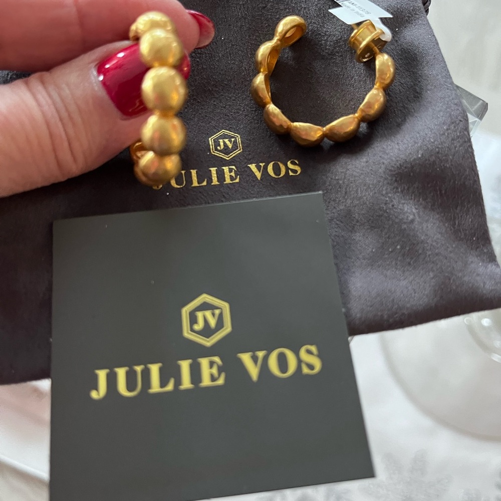 Julie Vos Solara Nova Hoop Earrings - Picture 4 of 9